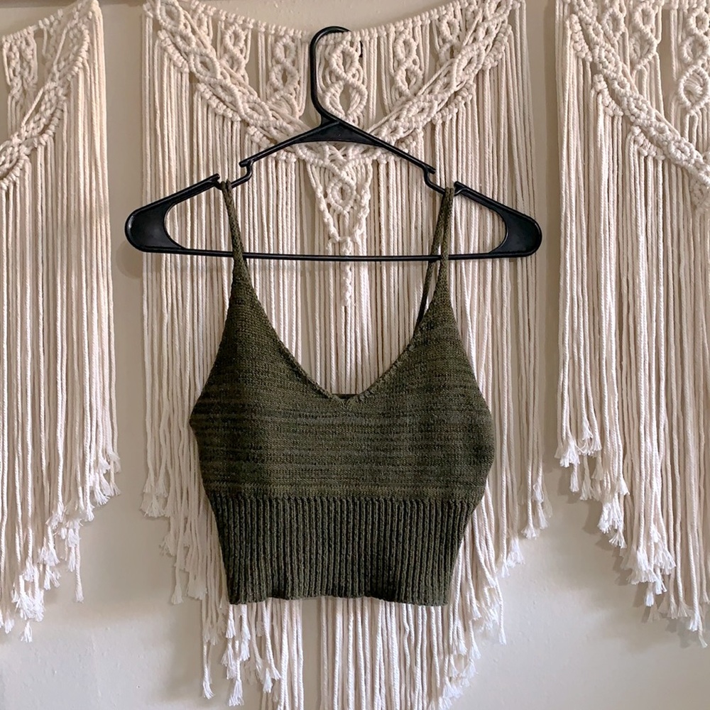 Dark forest green knit crop top